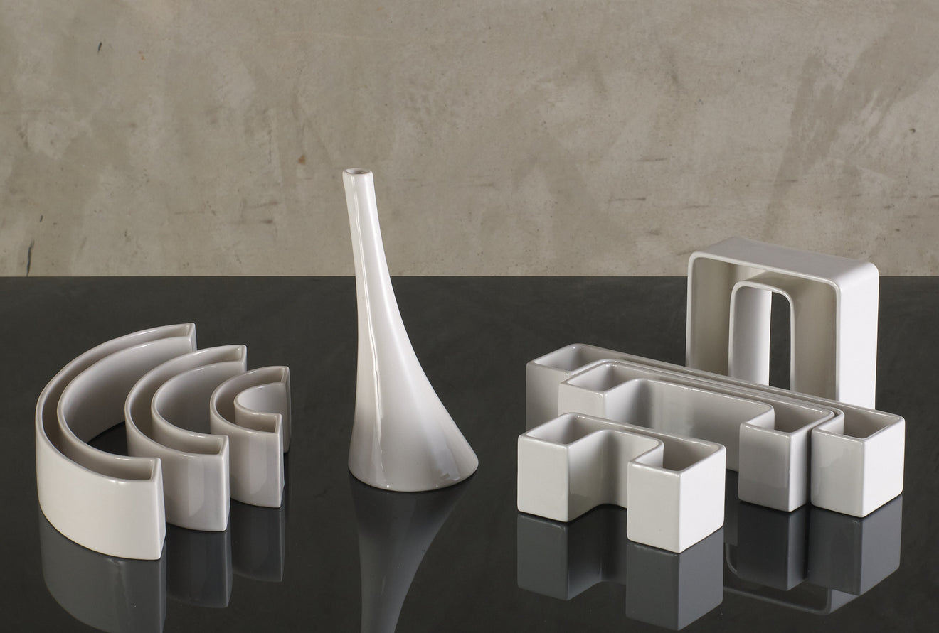 ANGELO MANGIAROTTI (1921 - 2012) COLLECTION OF EIGHT VESSELS