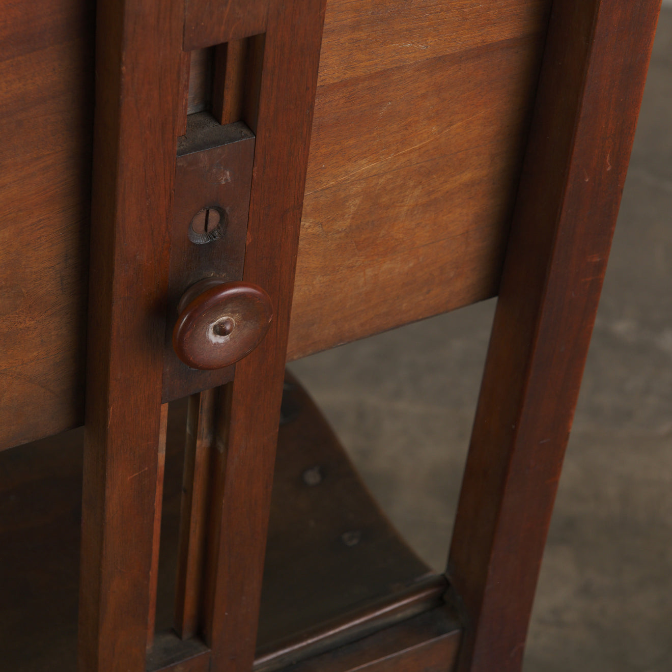 ARTIST'S STUDIO ADJUSTABLE BACK SIDE CHAIR