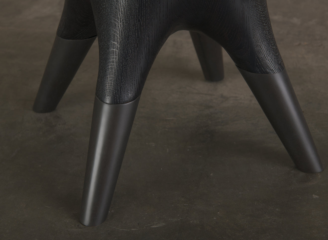 BCW ADJUSTABLE MUSHROOM TABLE