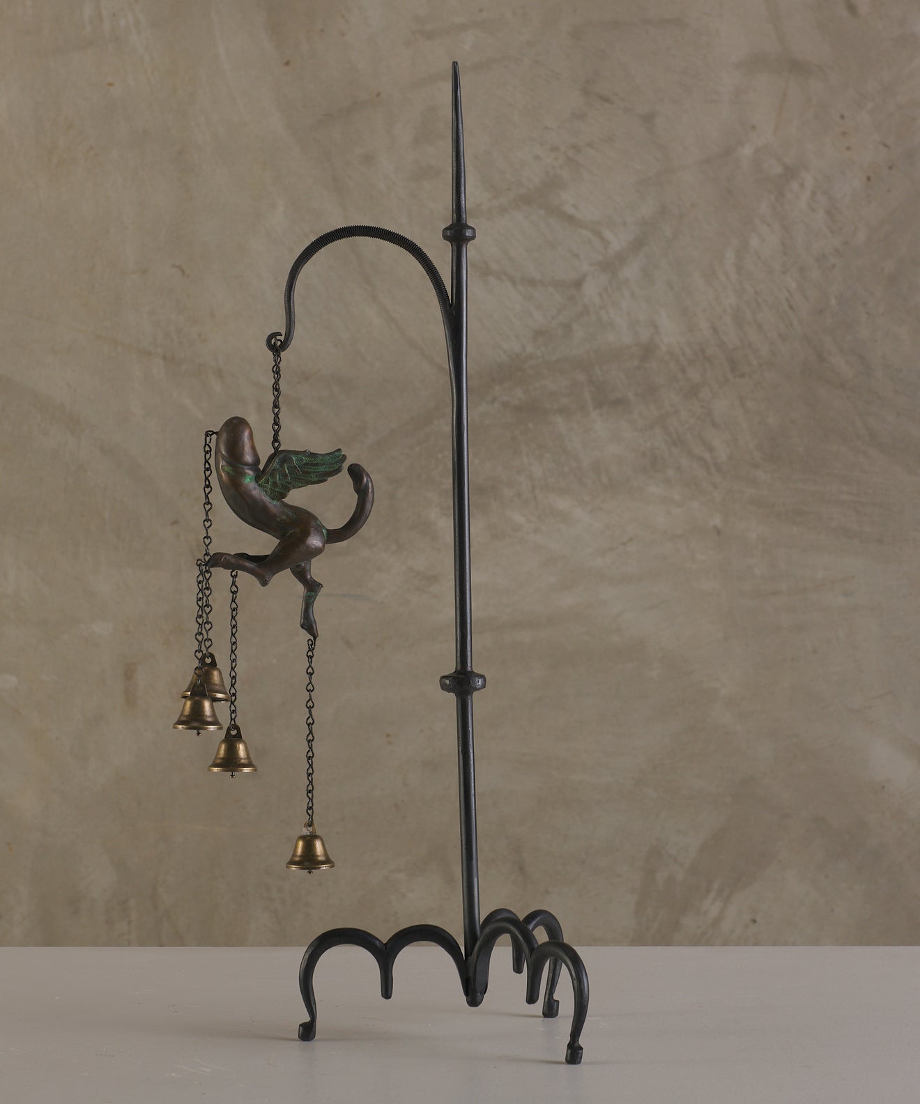BCW POMPEIIAN CHIME ON STAND
