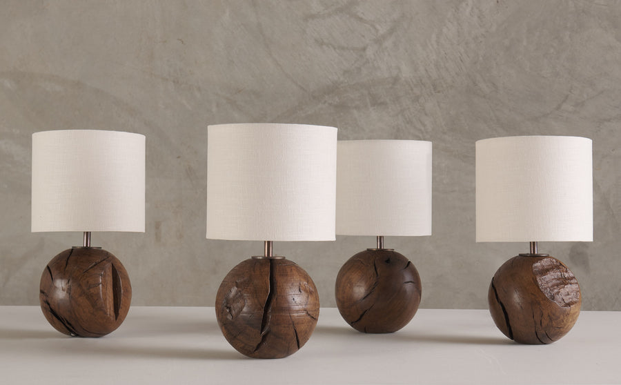 BCW QUERCUS TABLE LAMP