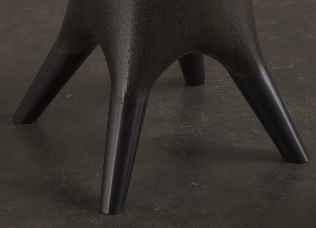 BCW ADJUSTABLE MUSHROOM TABLE