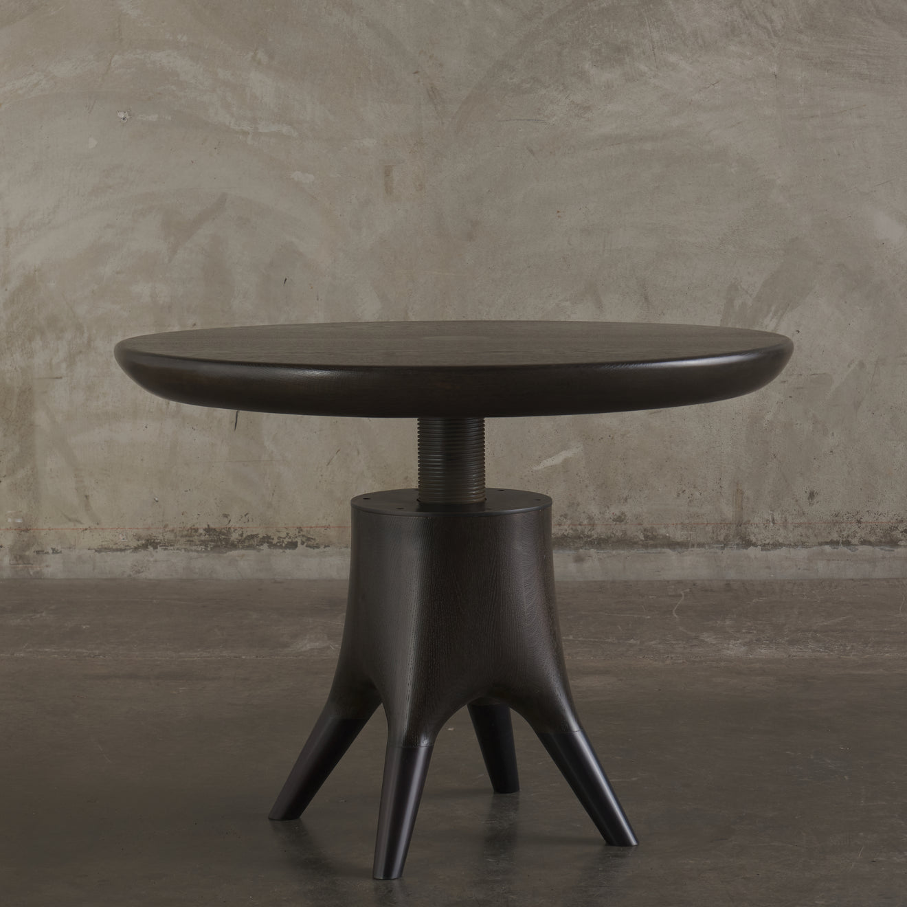 BCW ADJUSTABLE MUSHROOM TABLE