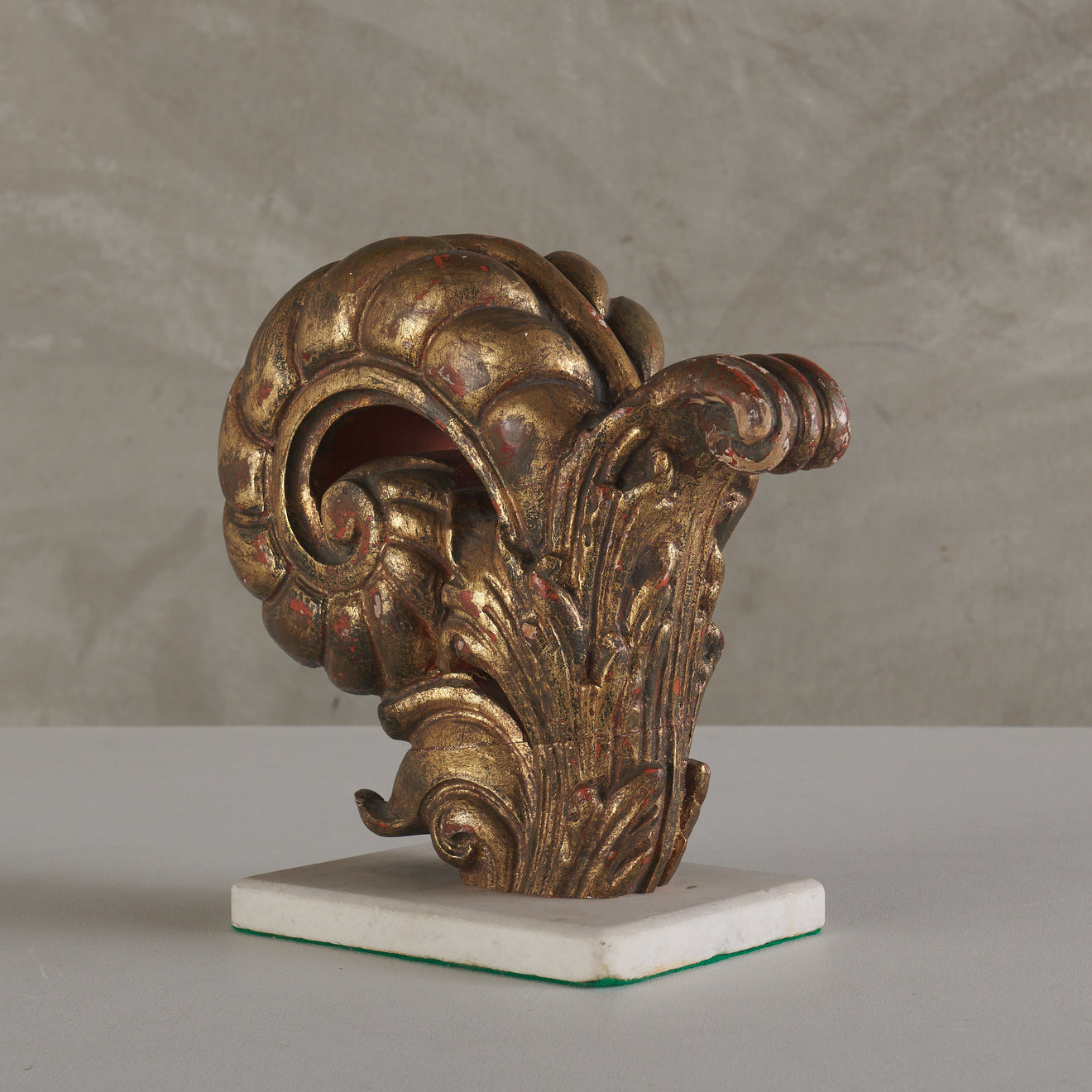 CARVED GILTWOOD ARCHITECTURAL SCROLL, 19TH CENTURY