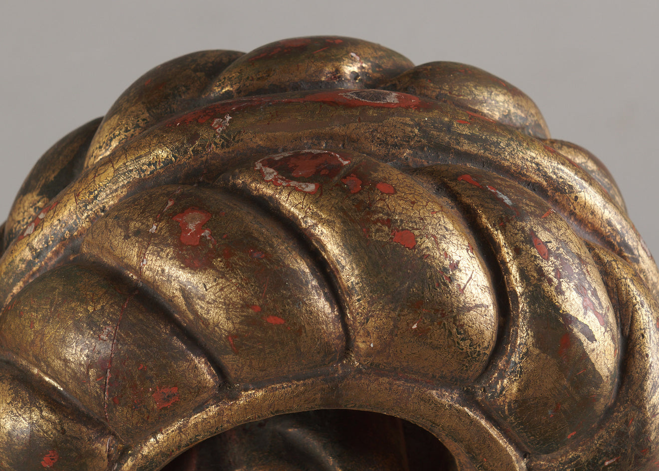 CARVED GILTWOOD ARCHITECTURAL SCROLL, 19TH CENTURY