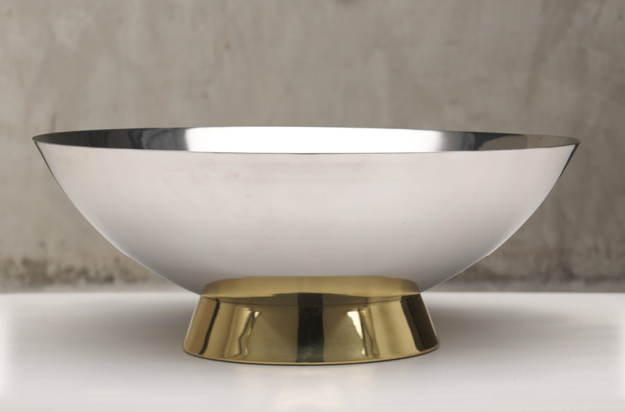 CHROME FRUIT BOWL WITH BRASS BASE