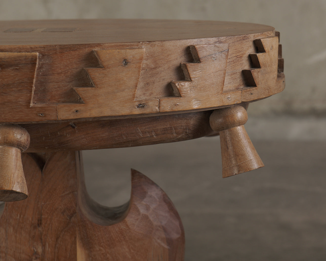 CORDOBA SMOKING TABLES BY MIKE DIAZ