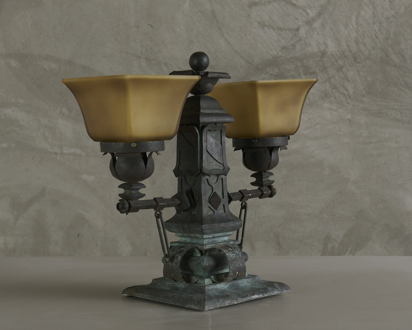 CRAFTSMAN DOUBLE SHADE TABLE FIXTURE, C1905