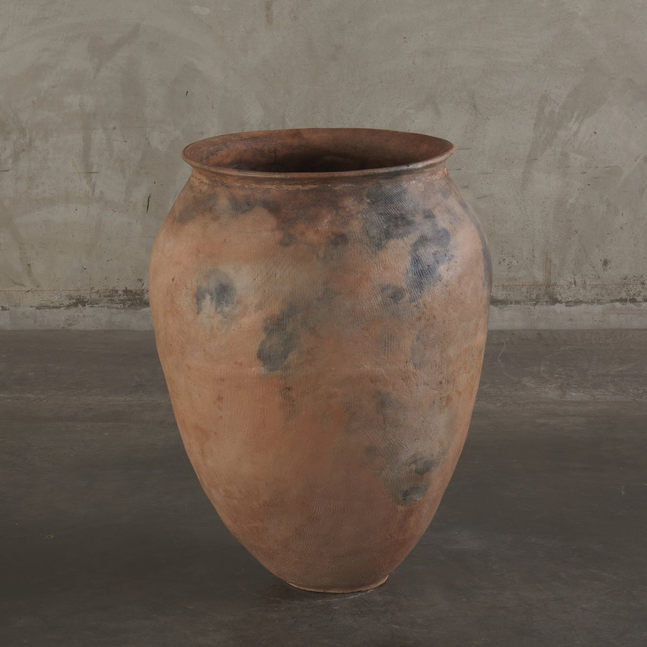 20TH C LARGE OAXACAN URN