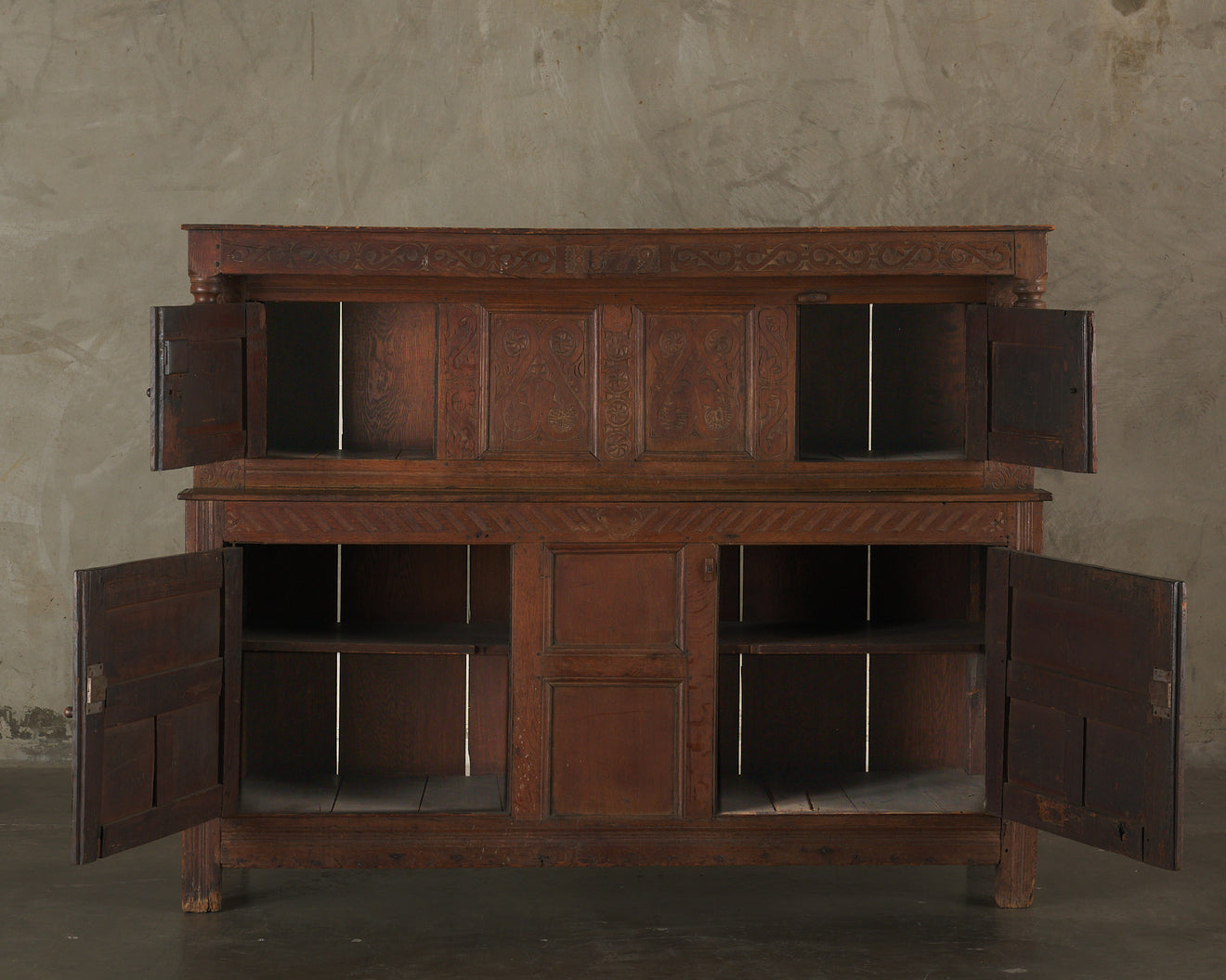 ENGLISH OAK CABINET DATED 1679