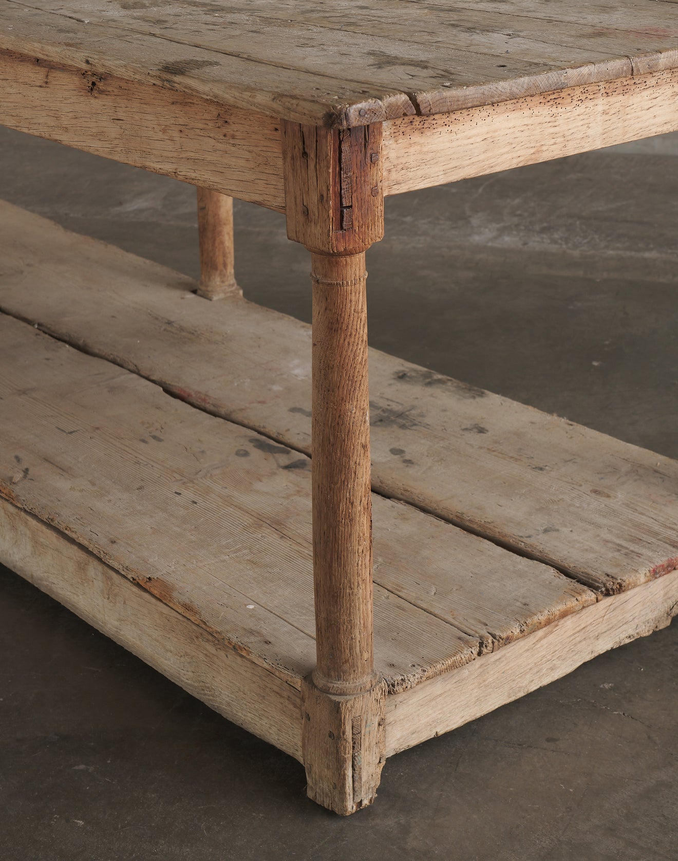 FRENCH OAK DRAPER'S TABLE, 19TH CENTURY