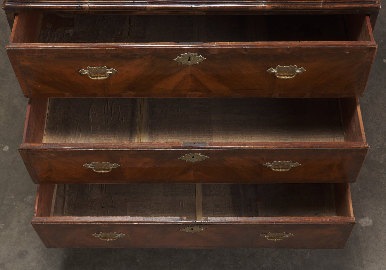 GEORGE III, WALNUT CHEST ON CHEST, ENGLAND, LATE 18TH C