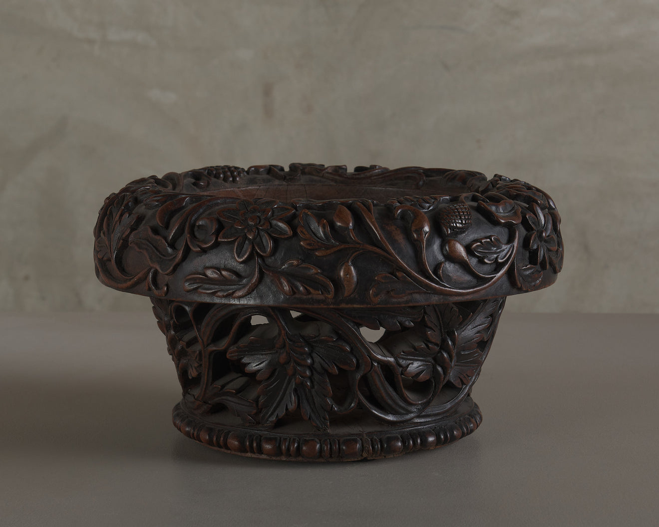 INTRICATELY CARVED FLORAL PLANTER, 20TH C