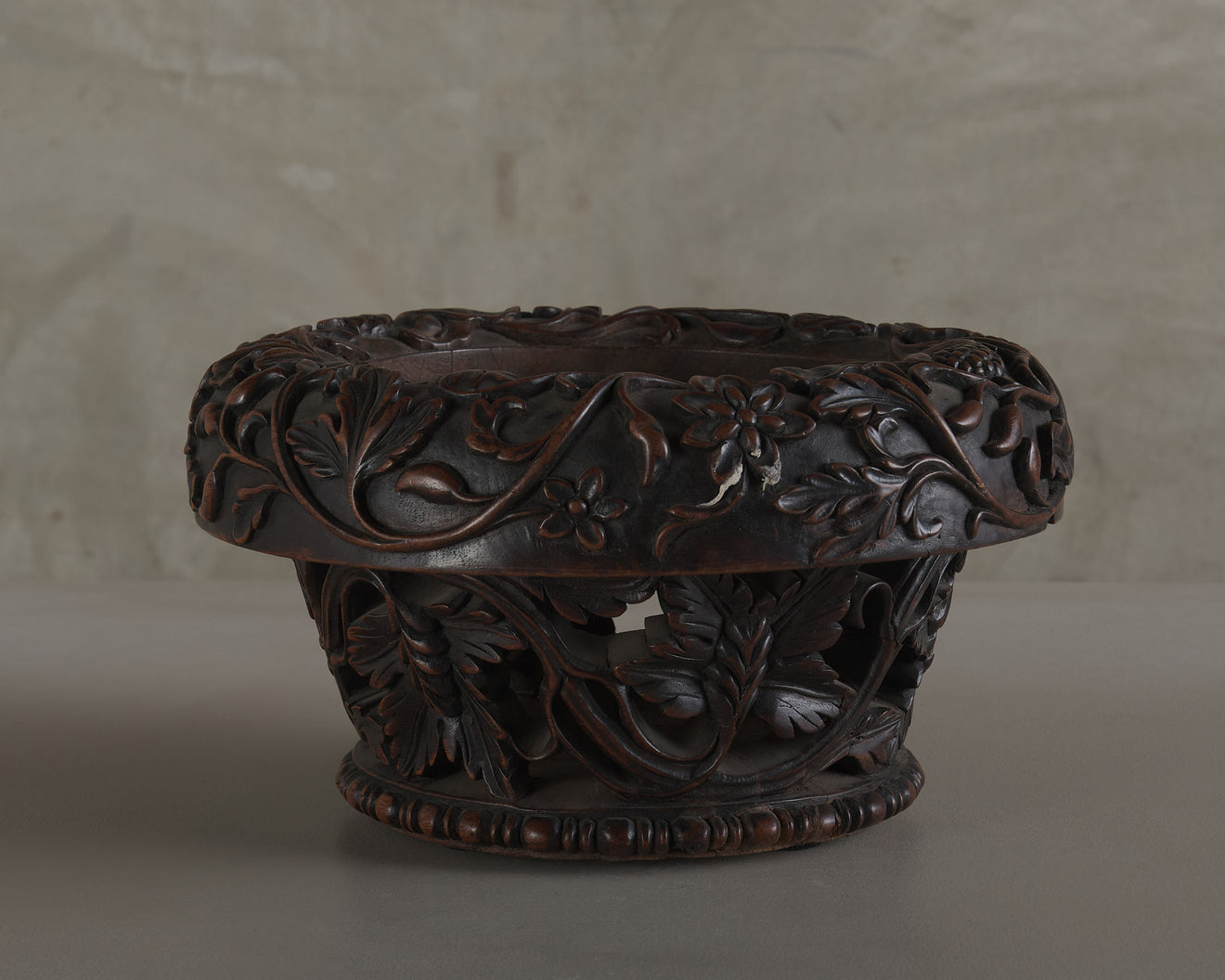 INTRICATELY CARVED FLORAL PLANTER, 20TH C