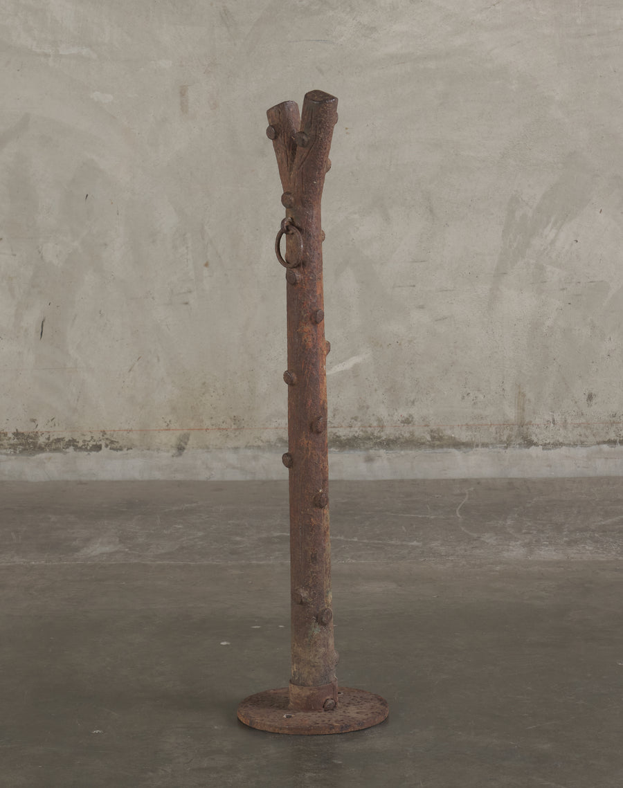 IRON HITCHING POST USA, C1860