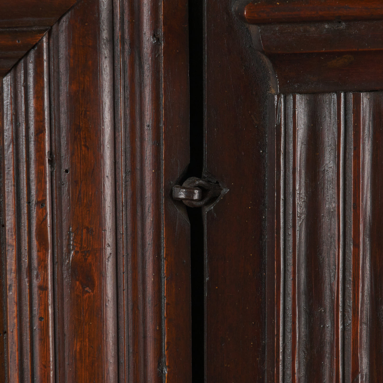 ITALIAN WALNUT CABINET