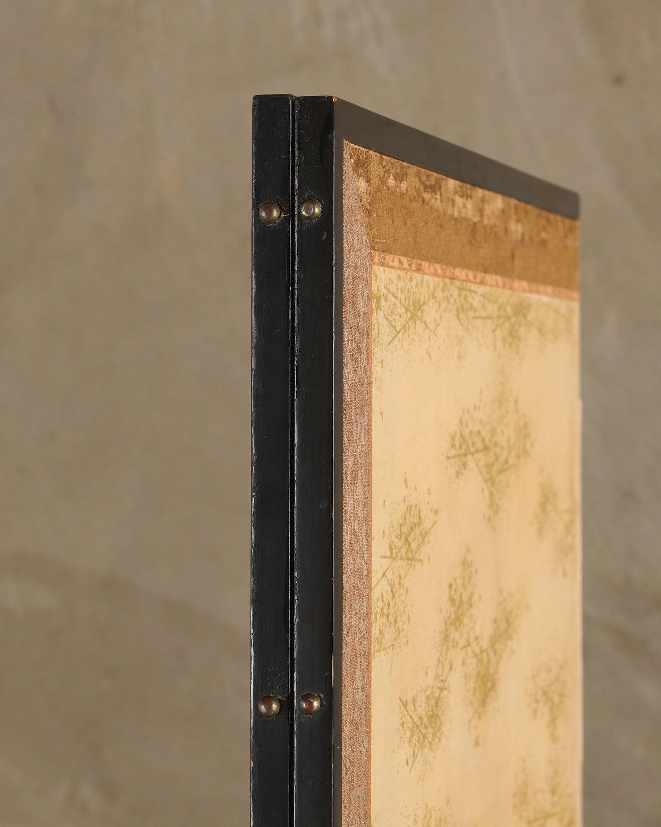 JAPANESE 2-PANEL GOLD LEAF FOLDING SCREEN WITH WINDOW