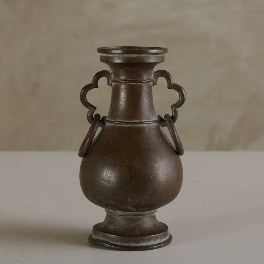 JAPANESE RING HANDLED VASE