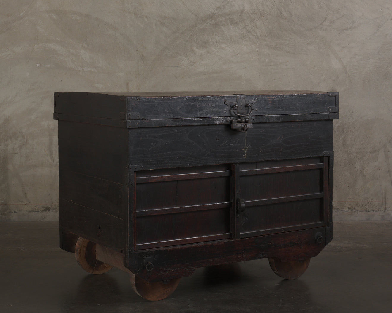 JAPANESE KARIMA TANSU, EDO PERIOD