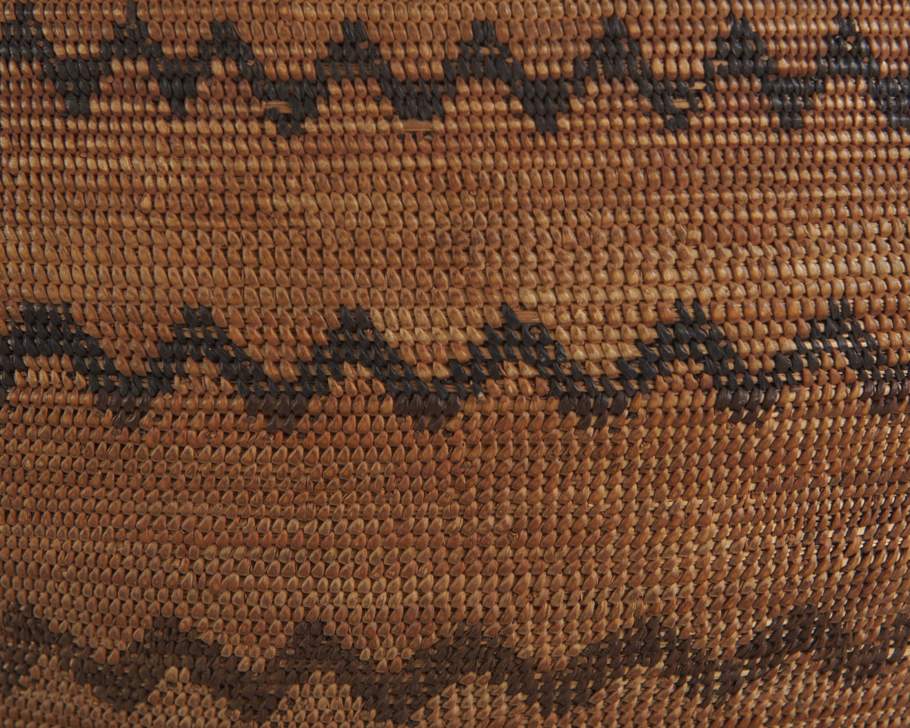 LARGE NATIVE AMERICAN MONO LAKE PAIUTE BASKET