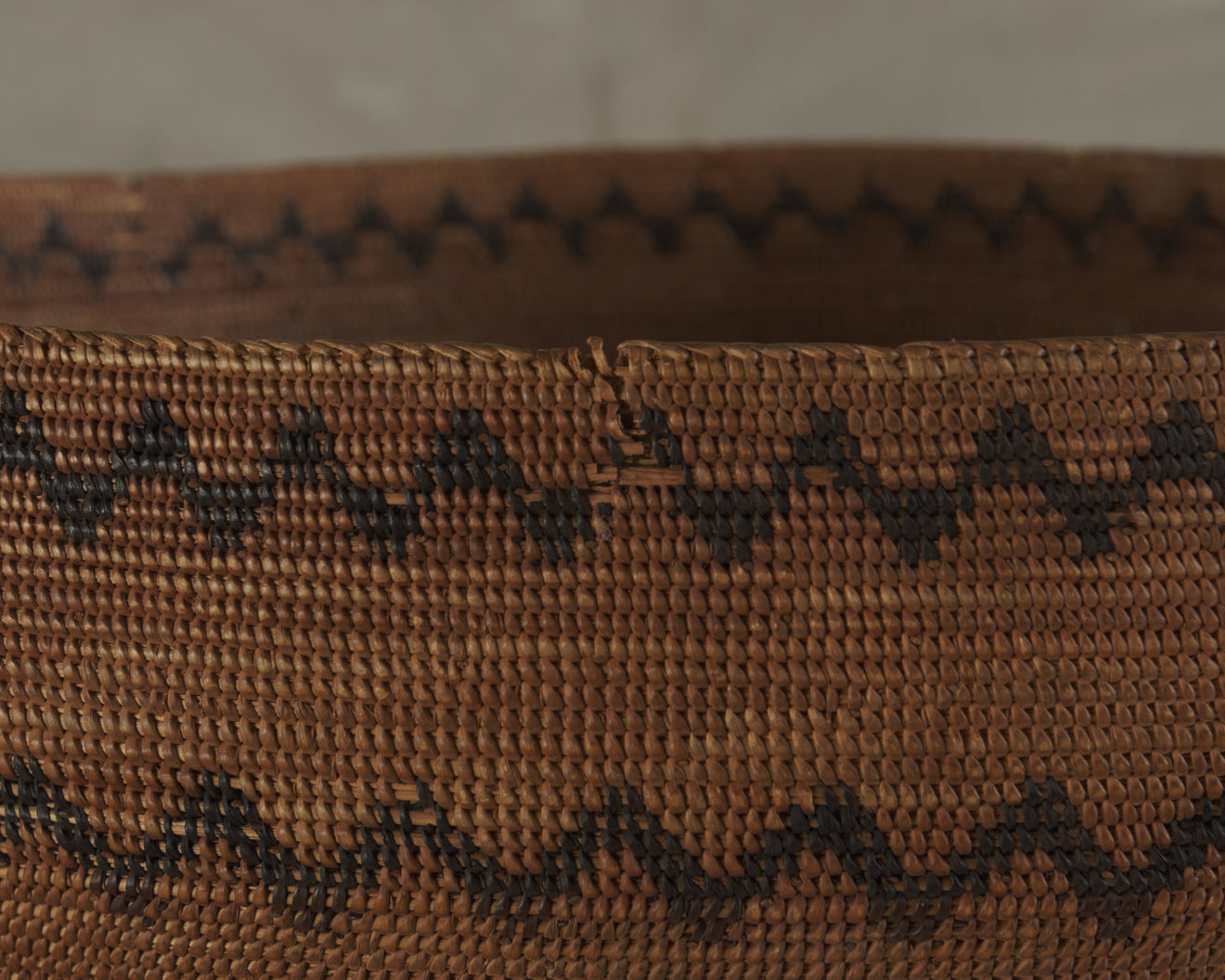 LARGE NATIVE AMERICAN MONO LAKE PAIUTE BASKET