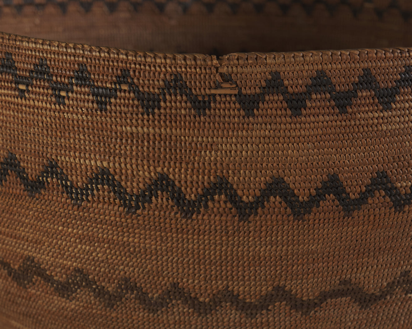 LARGE NATIVE AMERICAN MONO LAKE PAIUTE BASKET