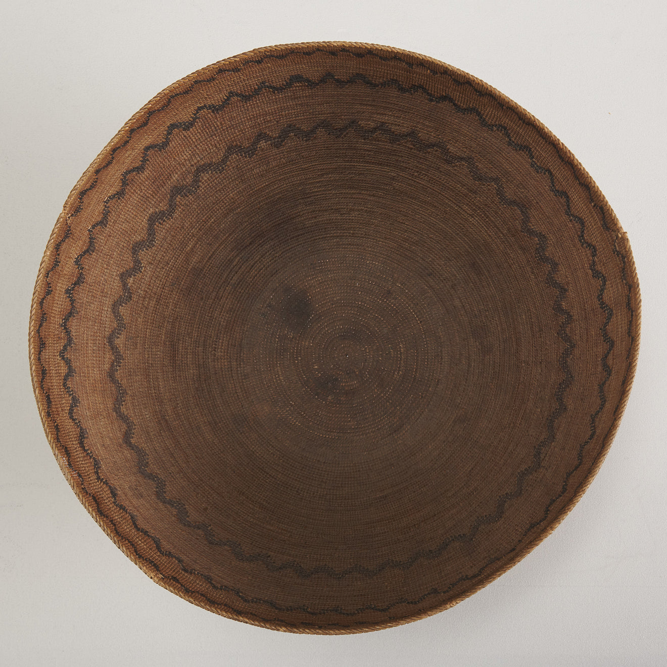 LARGE NATIVE AMERICAN MONO LAKE PAIUTE BASKET