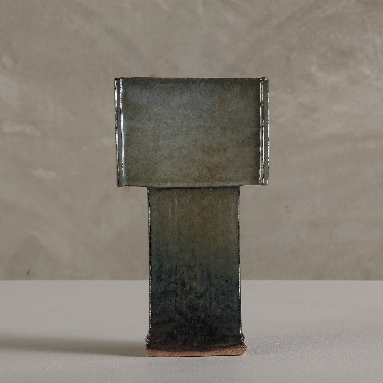 MID CENTURY VASE