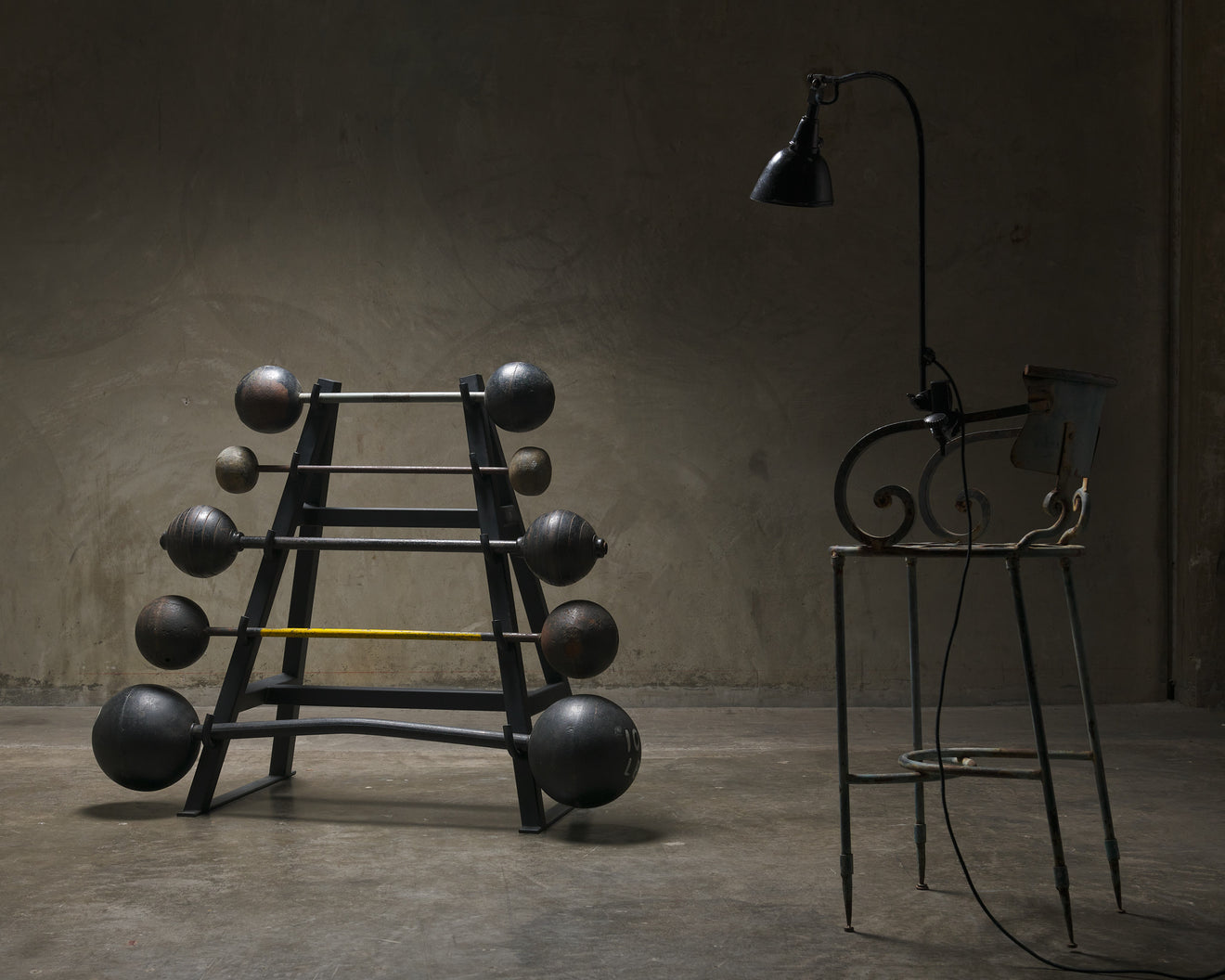MIDGARD 'BAUHAUS' ADJUSTABLE ARCHITECT'S DESK LAMP