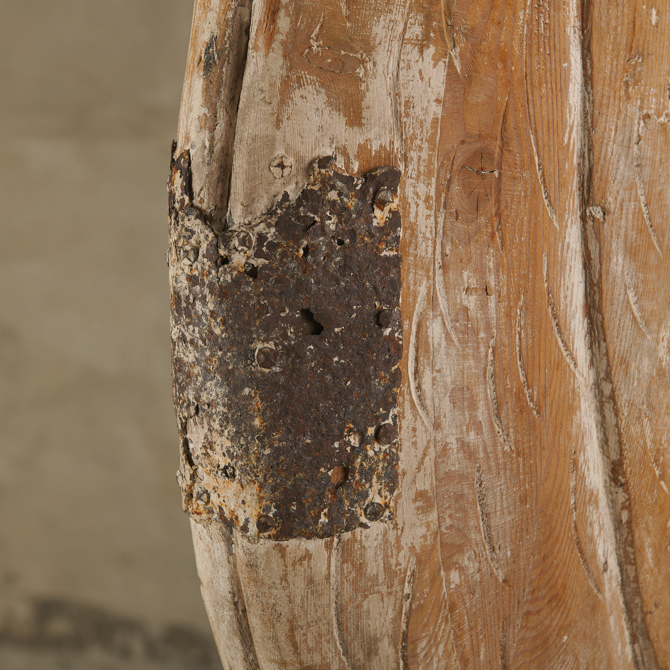 MONUMENTAL OYSTER SHELL FROM CONEY ISLAND, M.C. ILLIONS & SONS