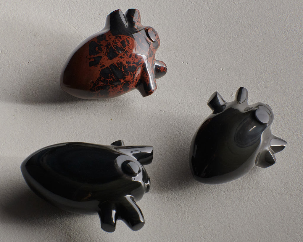 Covenant ブラックメタル black l OBSIDIAN CARVED HEART(S), LARGE & SMALL – Blackman Cruz