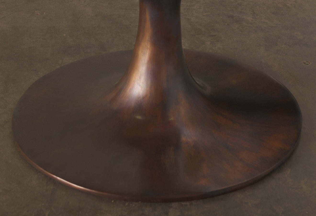 BCW OP ROUND TABLE WITH GRANITE TOP
