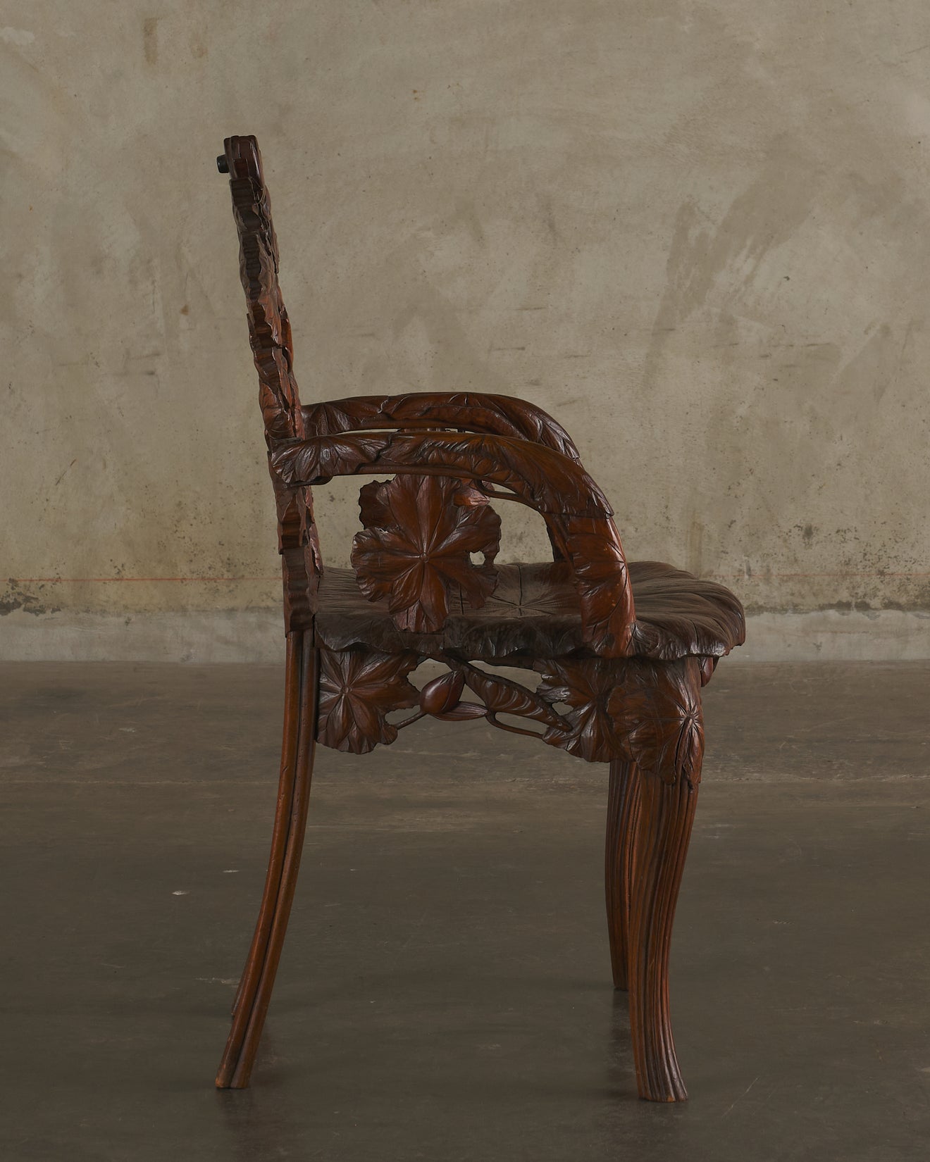 PAIR OF ITALIAN 'STILE LIBERTY' CARVED WALNUT ARM CHAIRS