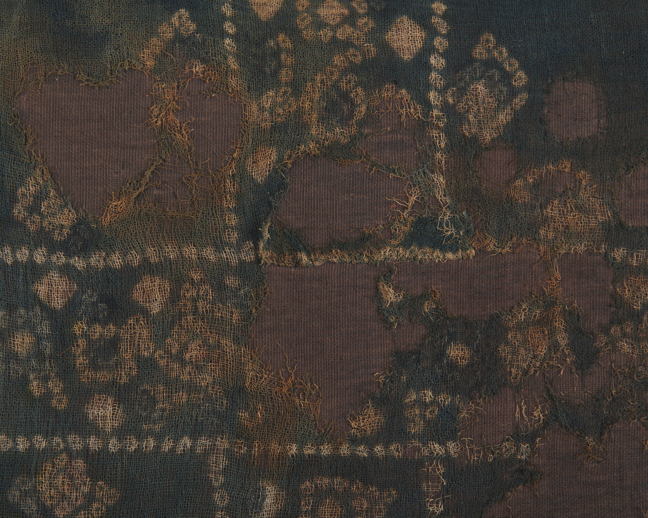 PERUVIAN TEXTILE WITH MONKEY MOTIF, CHANCAY CULTURE 900-1100AD