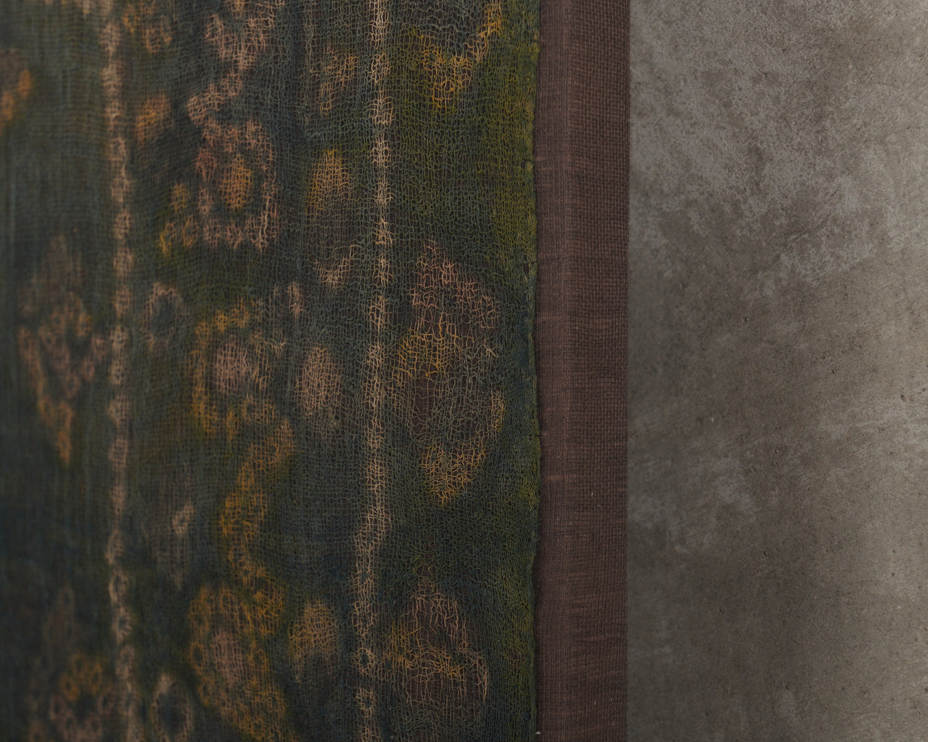 PERUVIAN TEXTILE WITH MONKEY MOTIF, CHANCAY CULTURE 900-1100AD