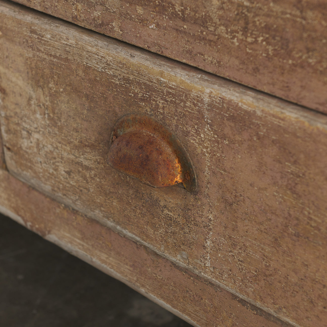 CONTINENTAL WELL WEATHERED BENCH AND ADJUSTABLE FOLDING TABLE