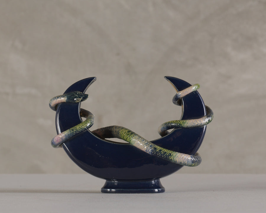 CERAMIC CRESCENT BOWL WITH SERPENT