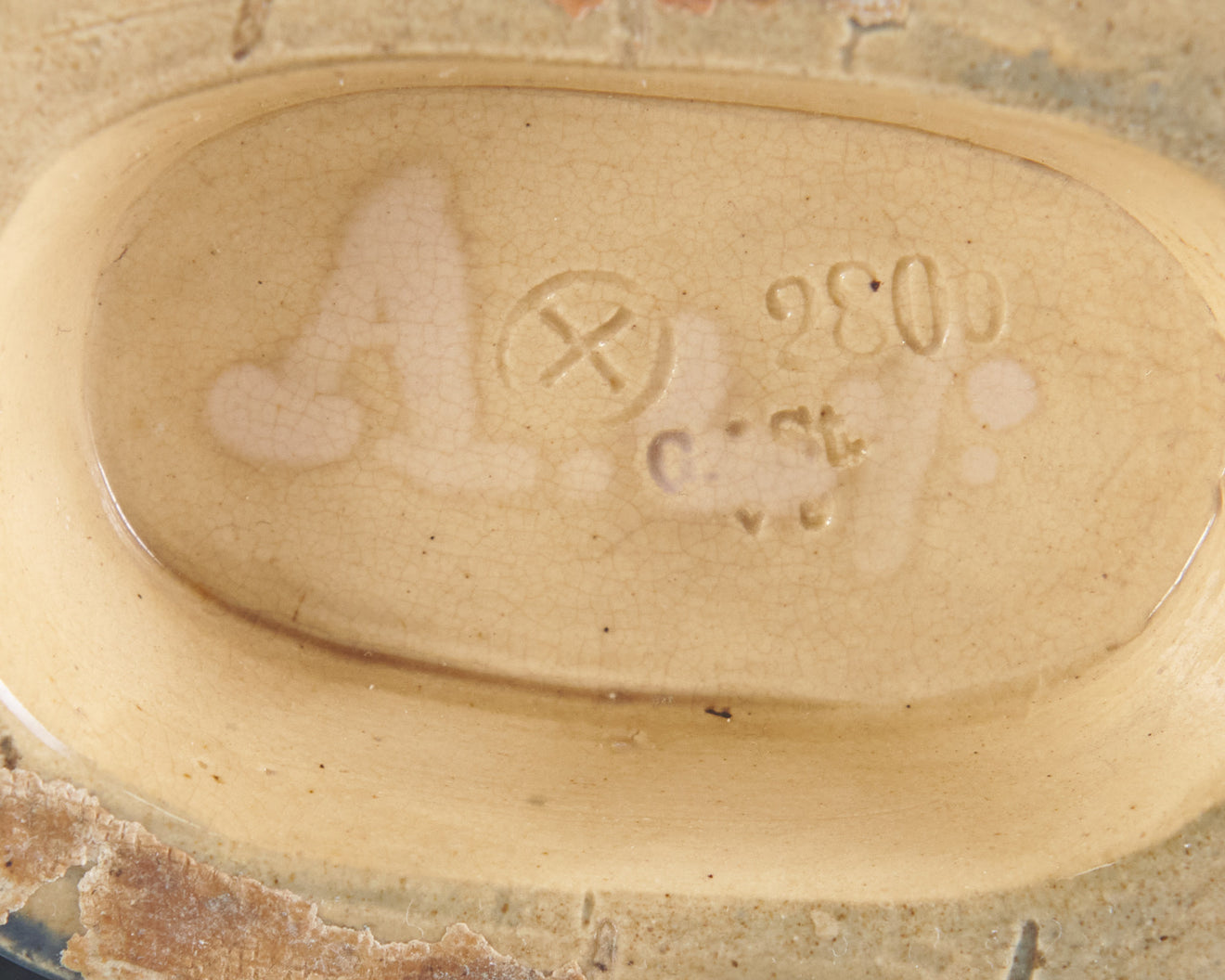 CERAMIC CRESCENT BOWL WITH SERPENT