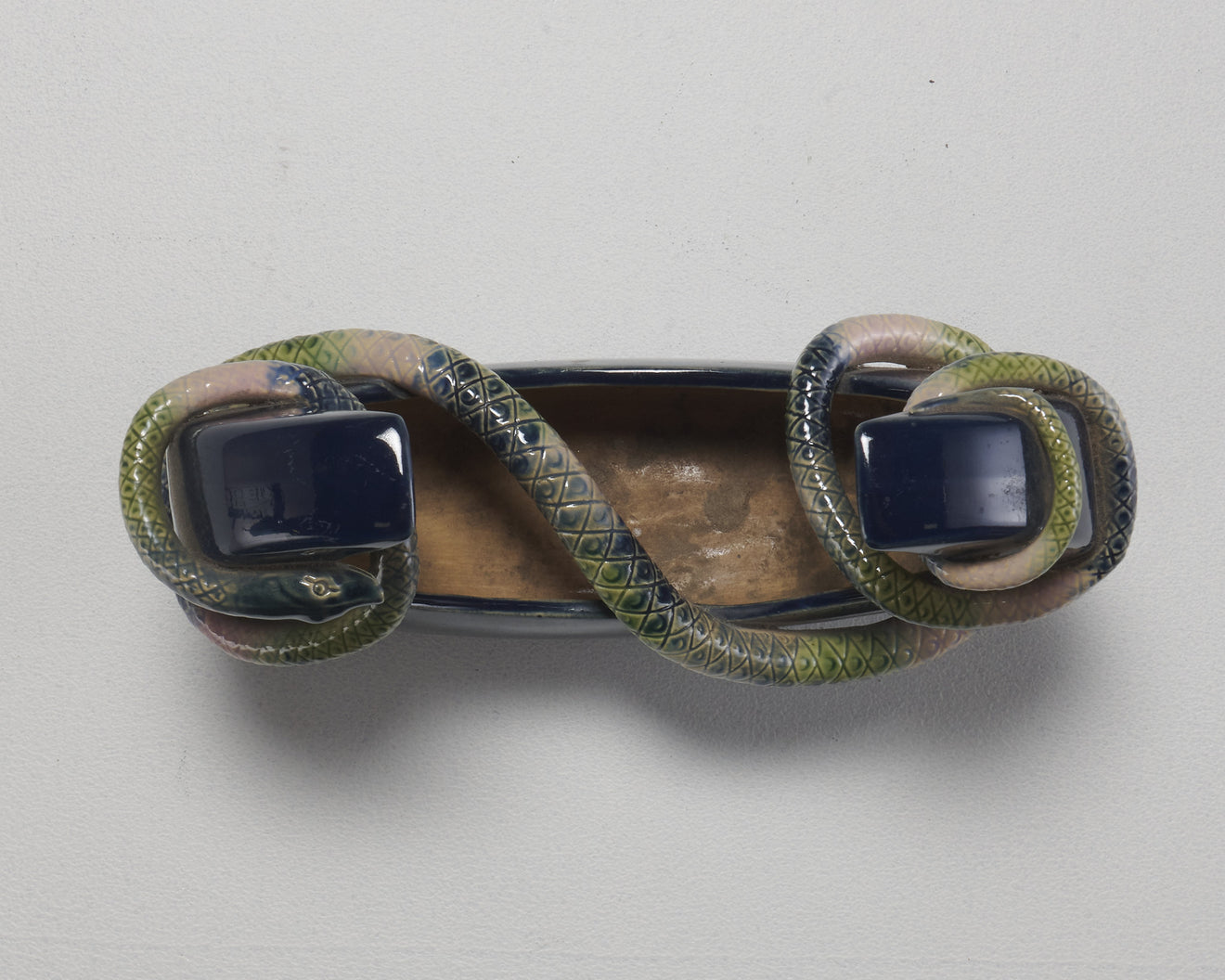 CERAMIC CRESCENT BOWL WITH SERPENT