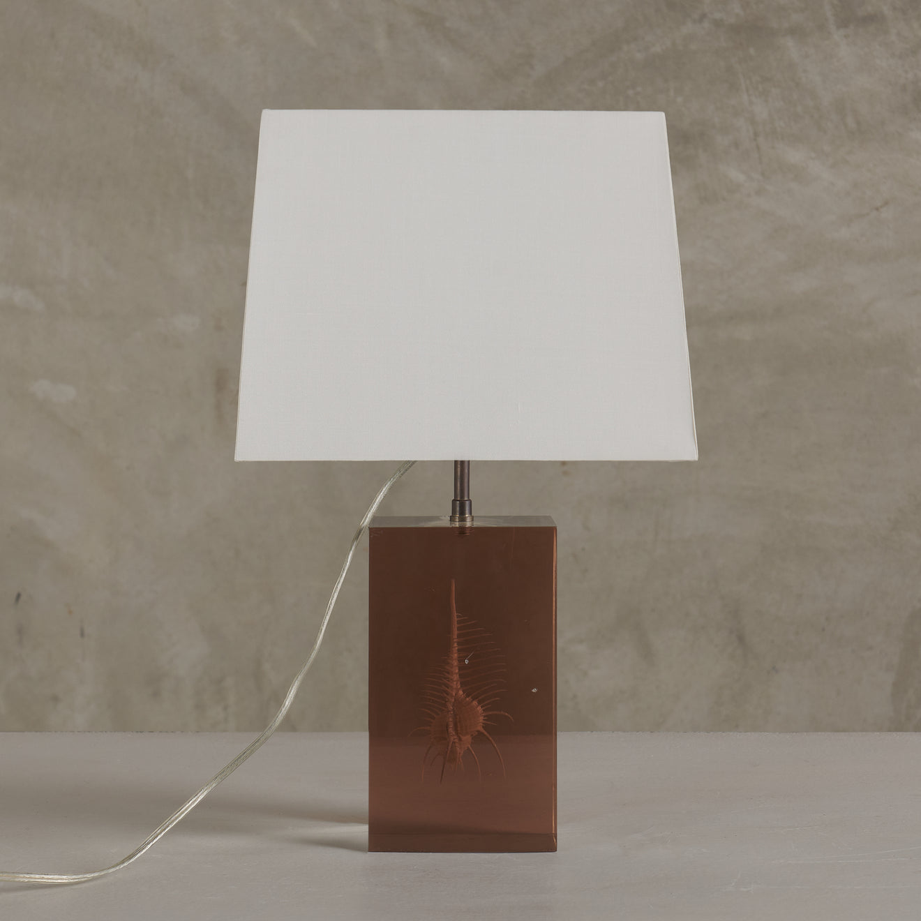 'VENUS COMB' CUBOID RESIN TABLE LAMP