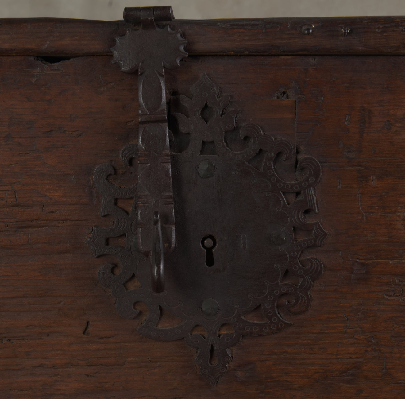 SPANISH TRUNK 18TH C