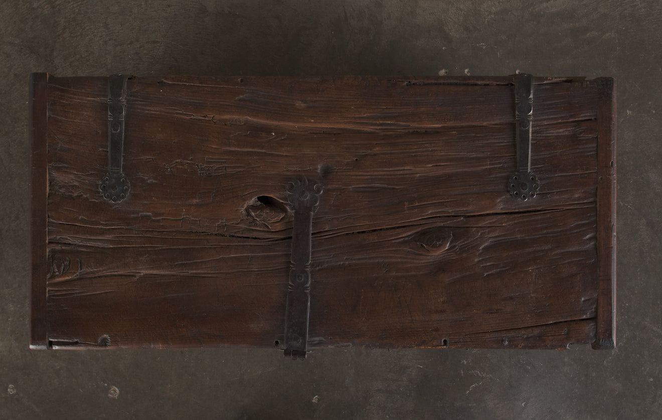 SPANISH TRUNK 18TH C