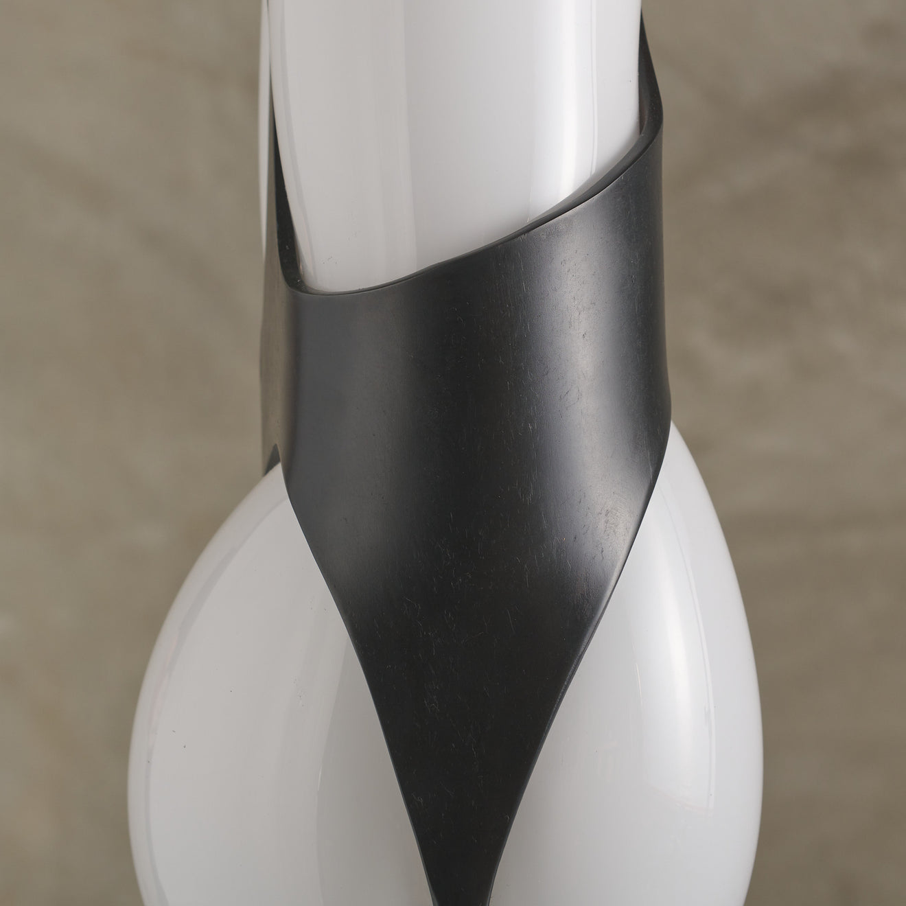 BCW UNDER PRESSURE PENDANT