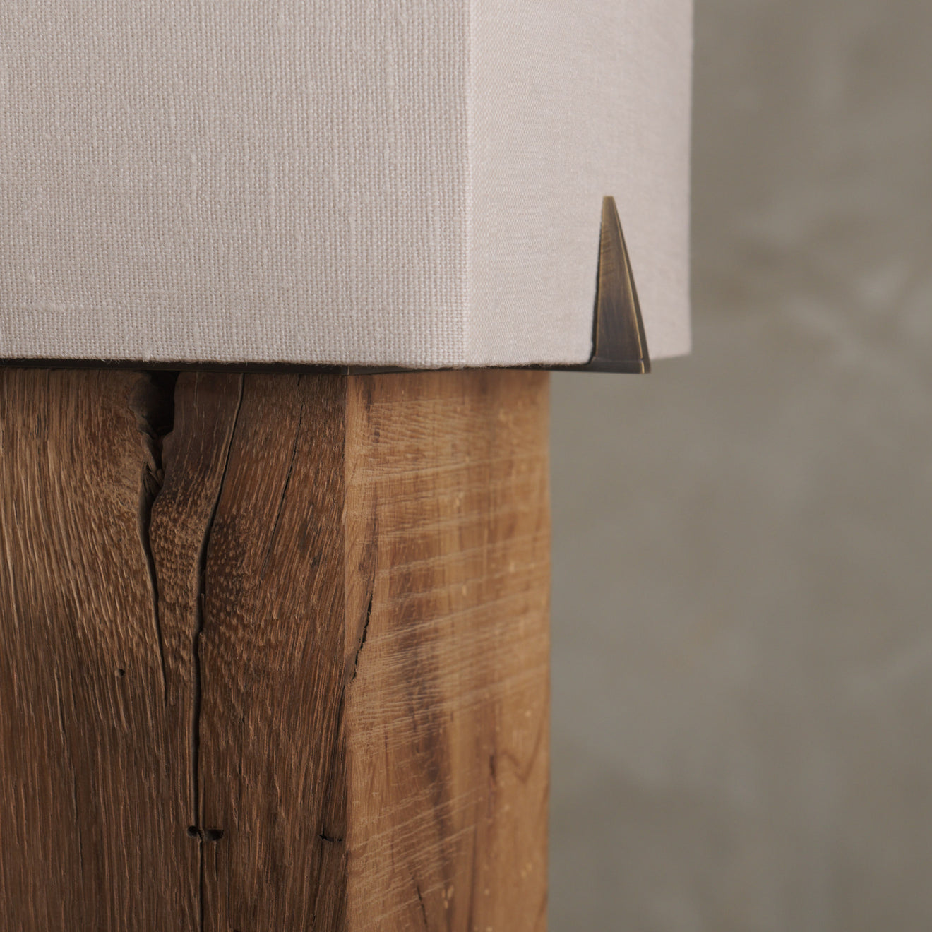 BCW VIGA BEDSIDE LAMP(S)