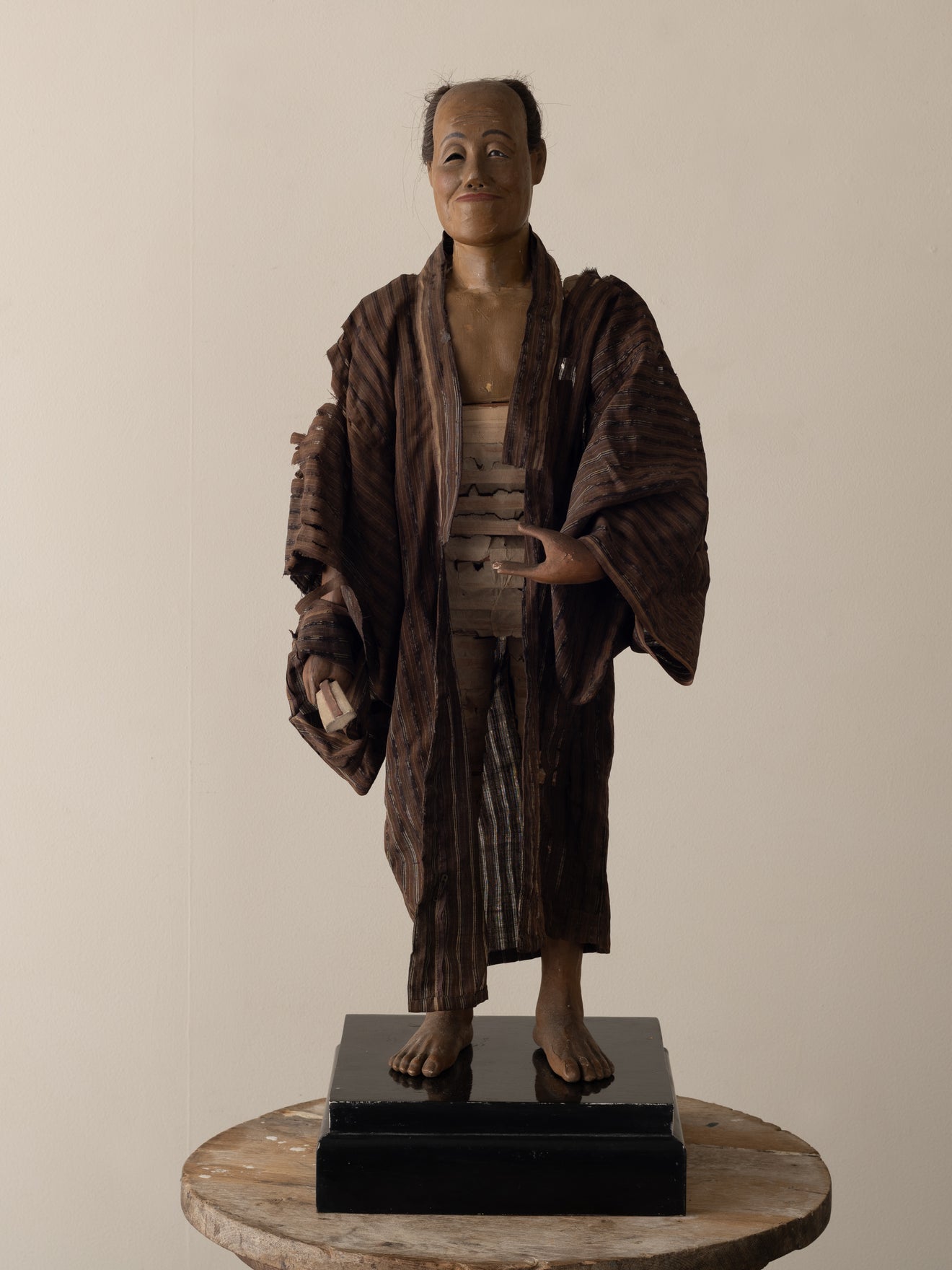 CARVED FIGURE OF JAPANESE MAN WITH HUMAN HAIR
