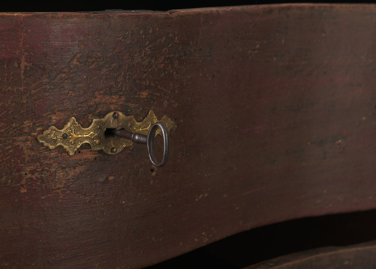 FRENCH 3 DRAWER DRESSER