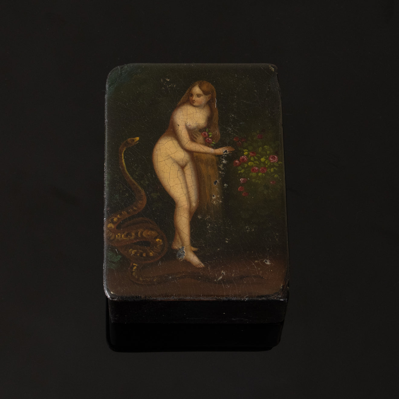 HAND PAINTED SNUFF BOX