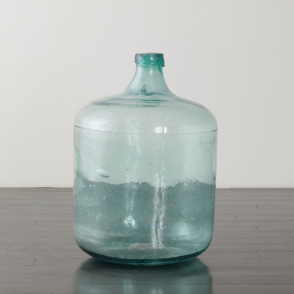Hand blown water jug – Blackman Cruz