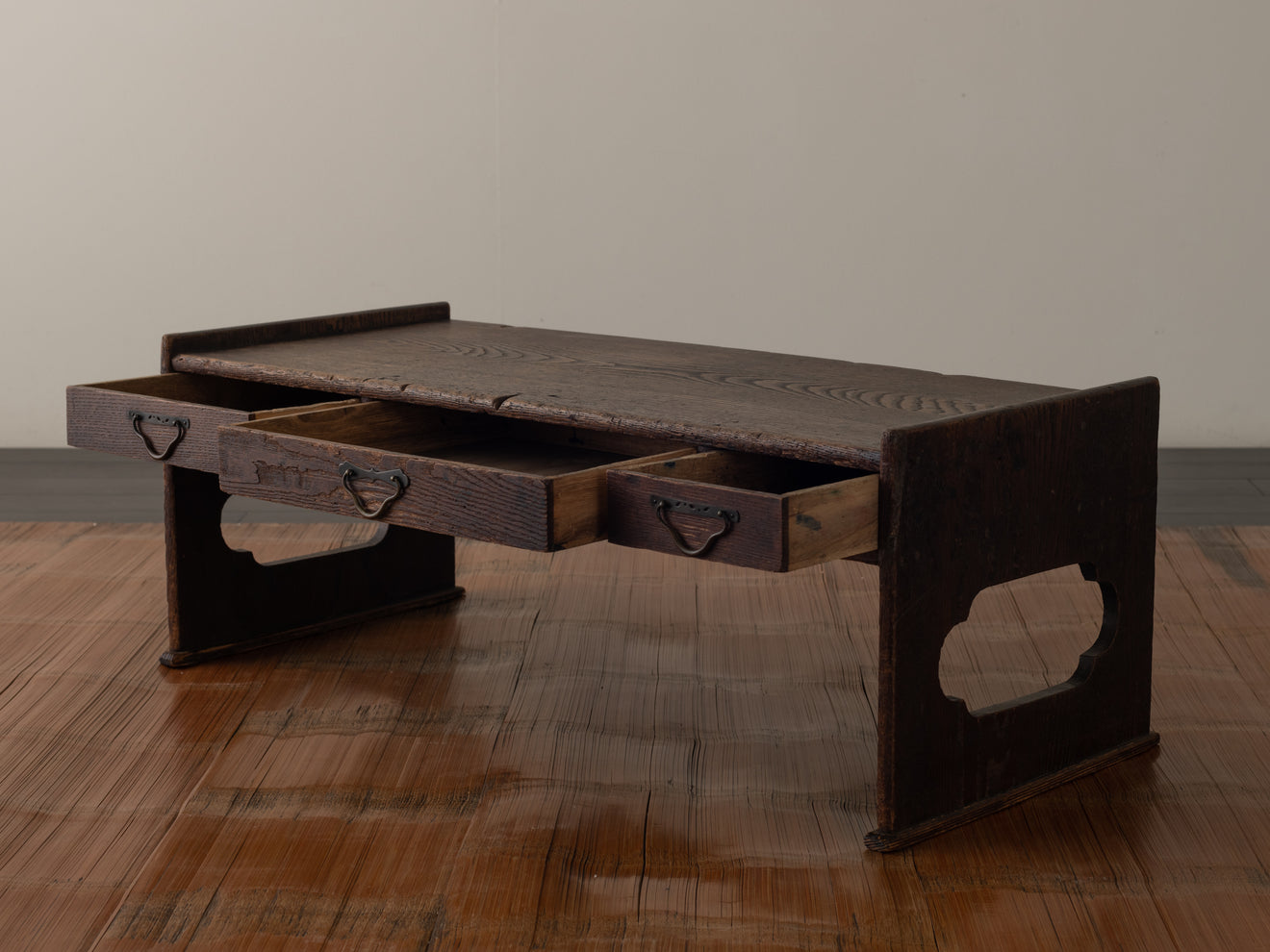 JAPANESE CALLIGRAPHERS TABLE