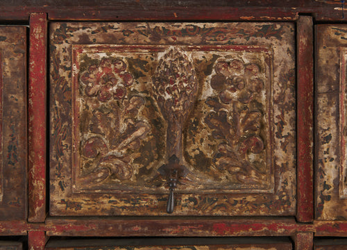 18TH CENTURY TABLE TOP VARGUENO